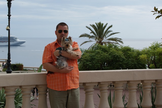 Bright Eyed Hiro Fred - yorkshire terrier | I posing with Papi.