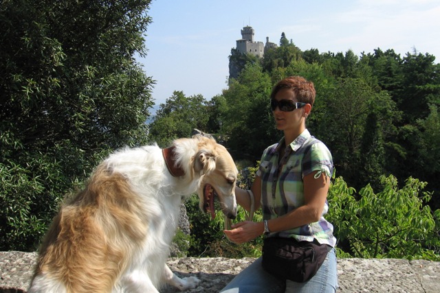 Go Go Bolshoi Jesse James - borzoi, magyar agár | Sightseeing in San Marino...